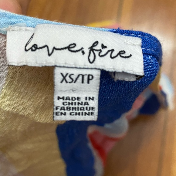 rainbow tie cropped top - Picture 3 of 5